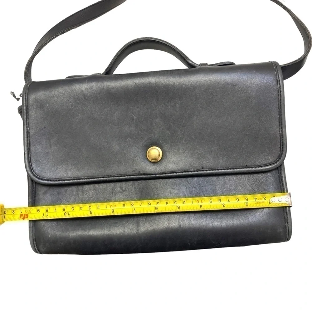 Coach vintage rare black leather avenue shoulder crossbody messenger bag
